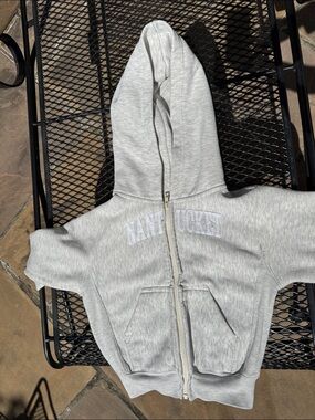 Nantucket clothing company Kids unisex Light Gray Hoodie worn once sz kids small